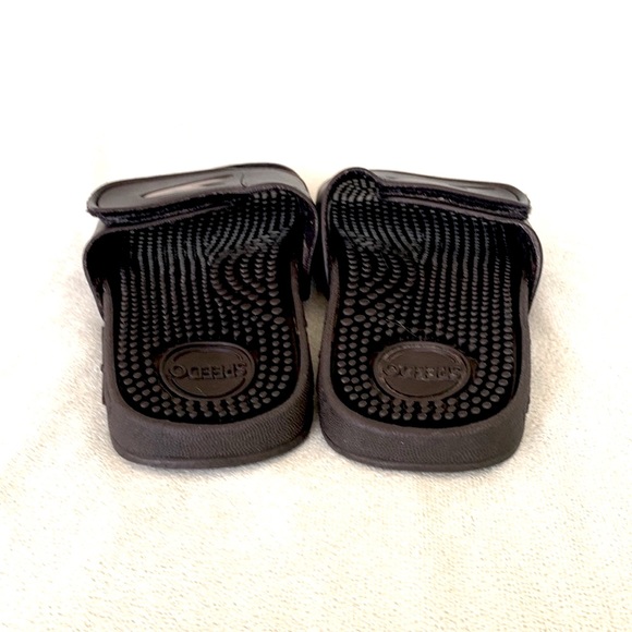 Speedo Slides Woman’s Size 5 Black With adjustable strap - Picture 3 of 5